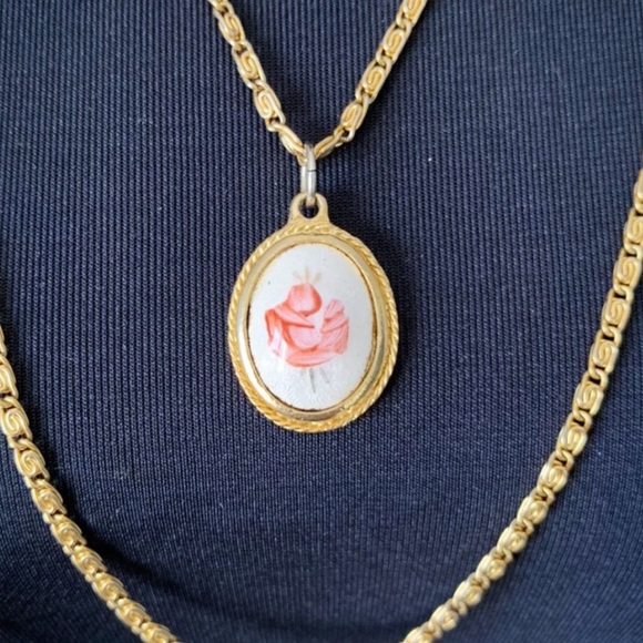 Vintage Goldette Multi-Strand Necklace - Picture 3 of 3